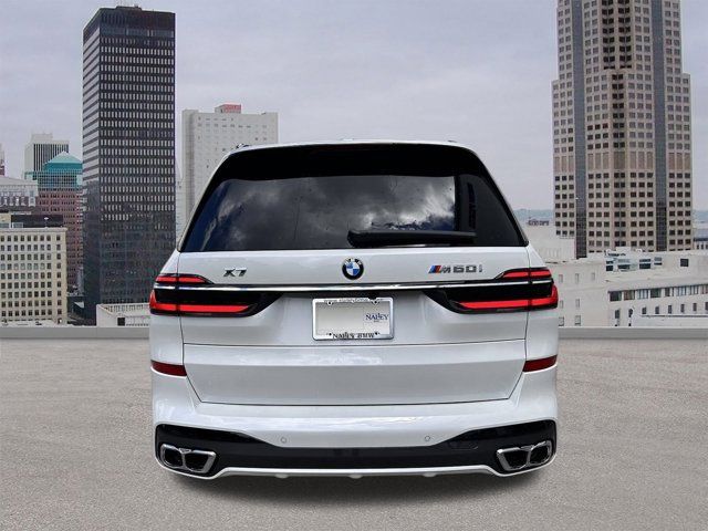 2025 BMW X7 M60i