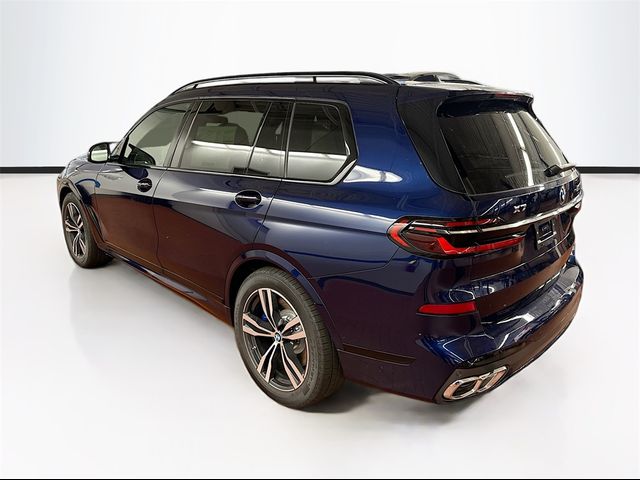 2025 BMW X7 M60i