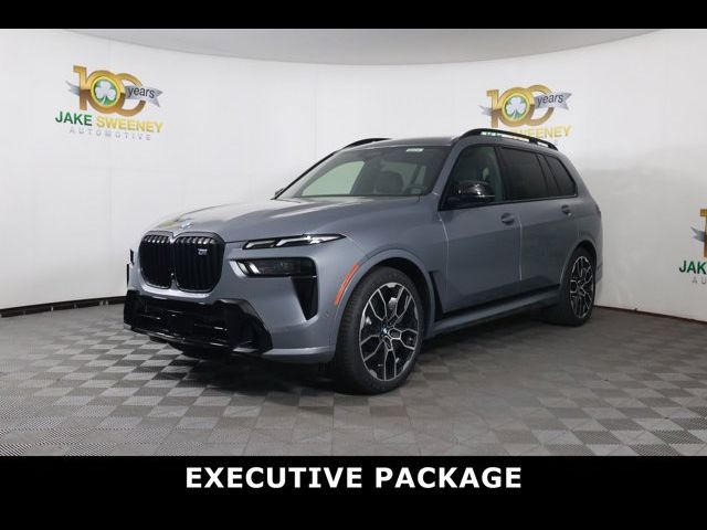 2025 BMW X7 M60i