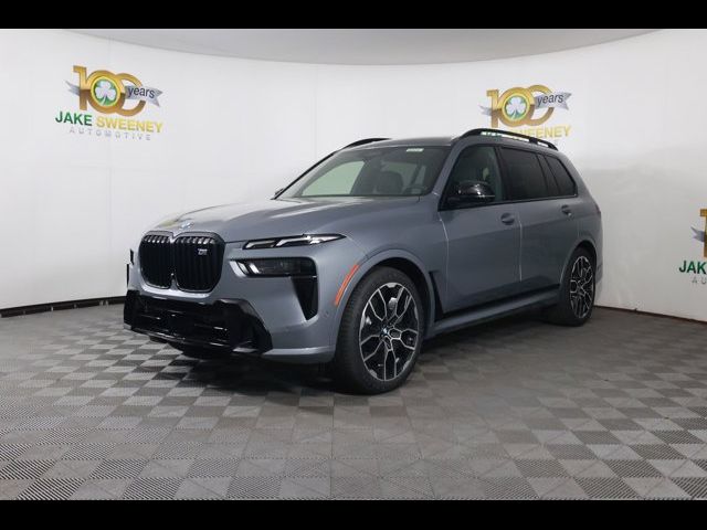 2025 BMW X7 M60i