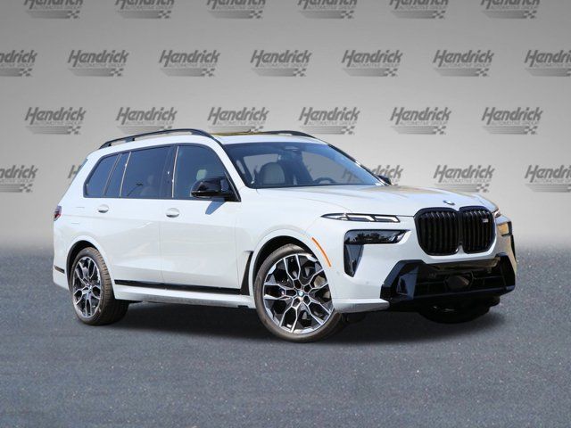 2025 BMW X7 M60i