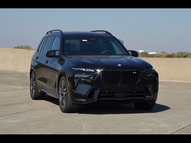 2025 BMW X7 M60i