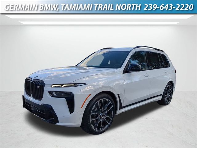 2025 BMW X7 M60i