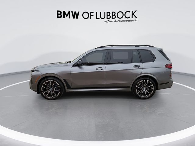 2025 BMW X7 M60i