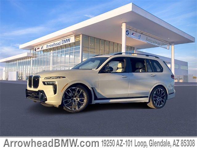 2025 BMW X7 M60i