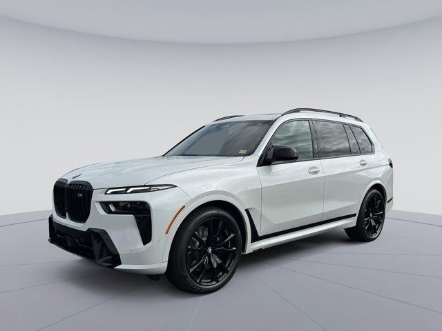 2025 BMW X7 M60i