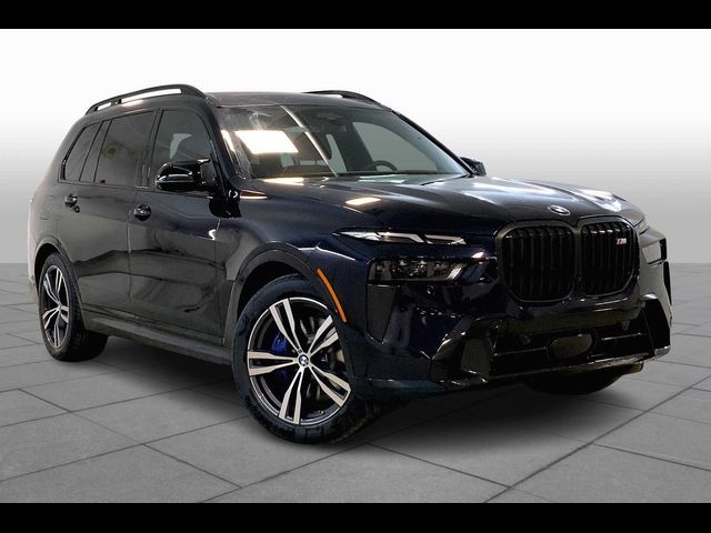 2025 BMW X7 M60i