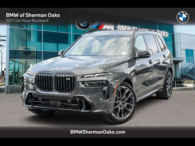 2025 BMW X7 M60i