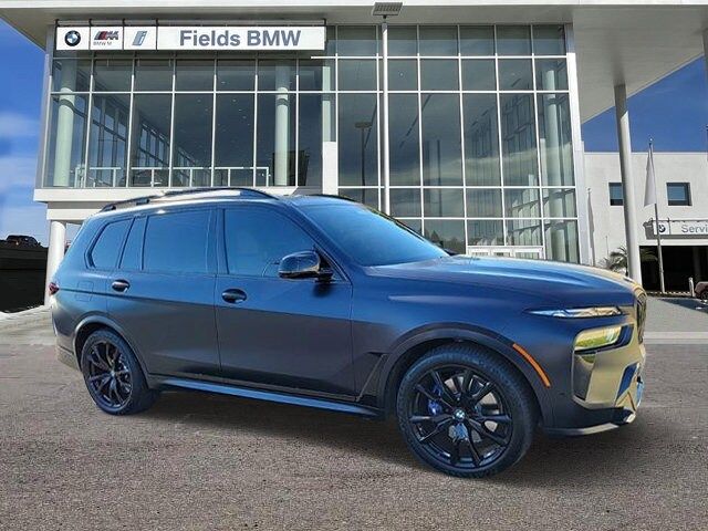 2025 BMW X7 M60i