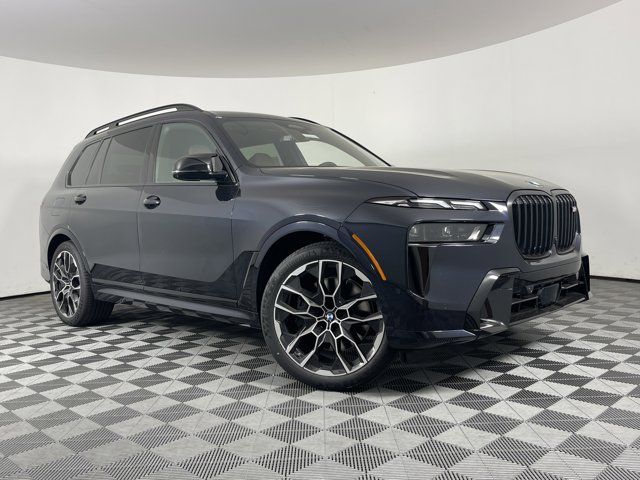 2025 BMW X7 M60i