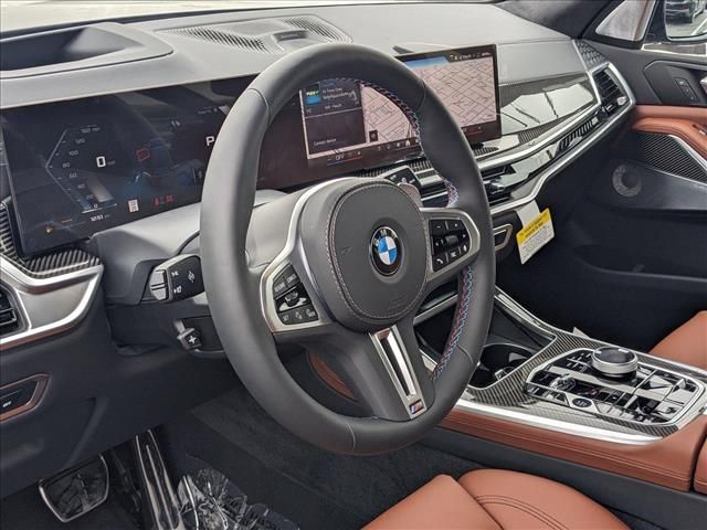 2025 BMW X7 M60i