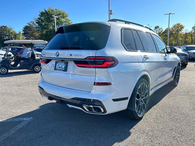 2025 BMW X7 M60i