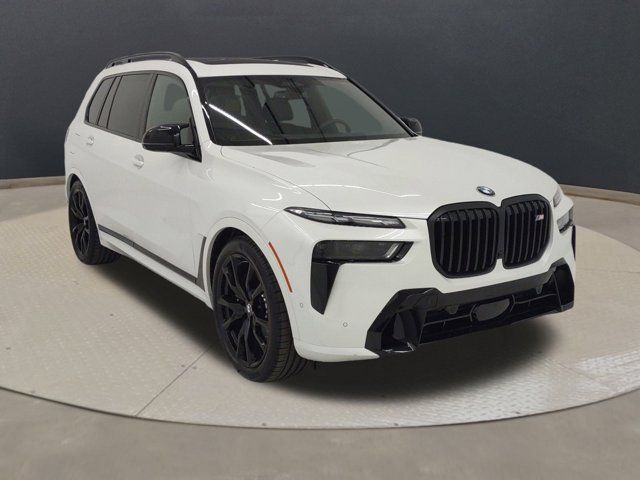 2025 BMW X7 M60i