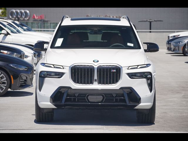 2025 BMW X7 M60i