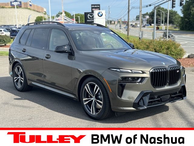 2025 BMW X7 M60i