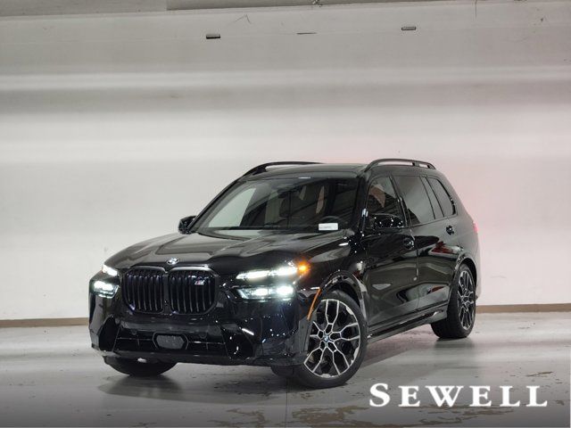 2025 BMW X7 M60i