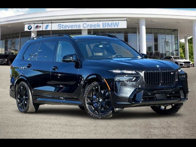 2025 BMW X7 M60i