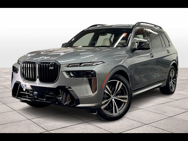 2025 BMW X7 M60i