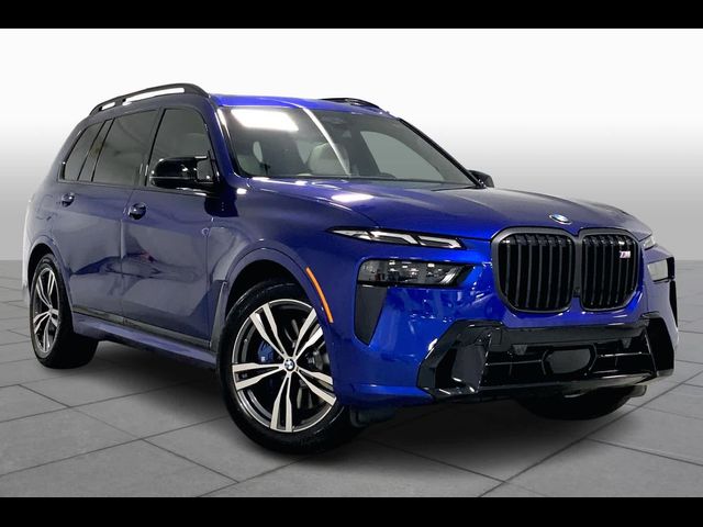 2025 BMW X7 M60i