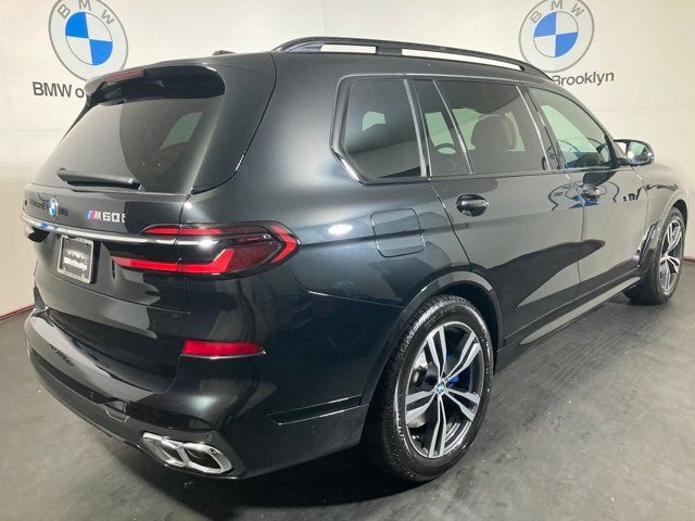 2025 BMW X7 M60i