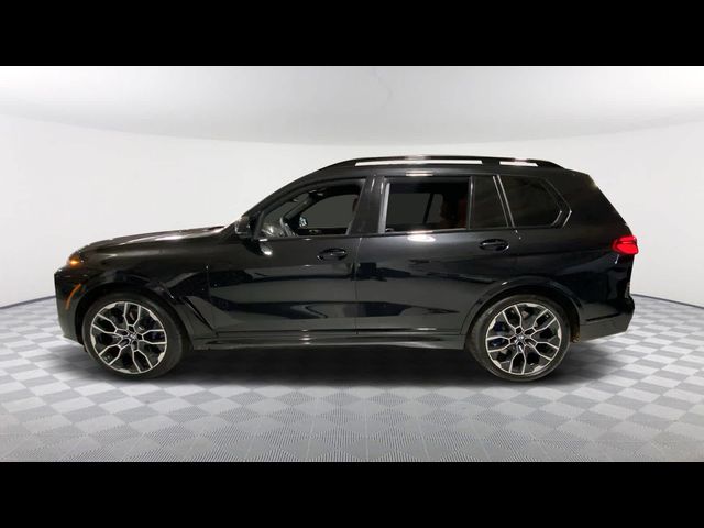 2025 BMW X7 M60i