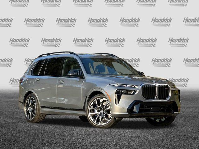 2025 BMW X7 M60i