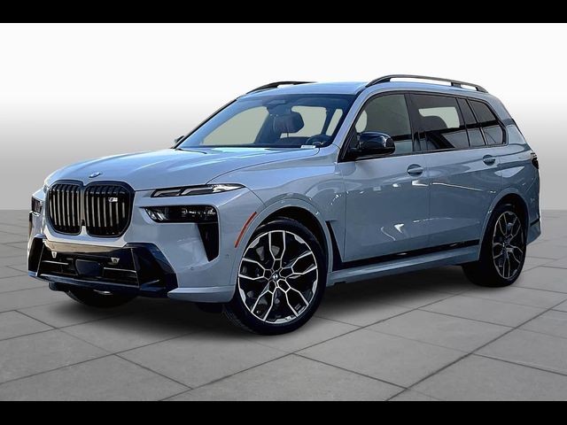 2025 BMW X7 M60i