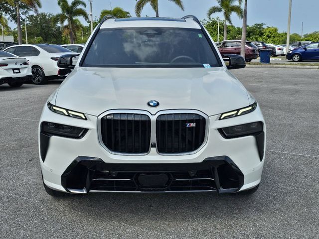 2025 BMW X7 M60i