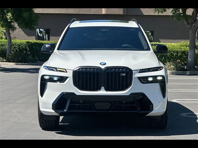 2025 BMW X7 M60i