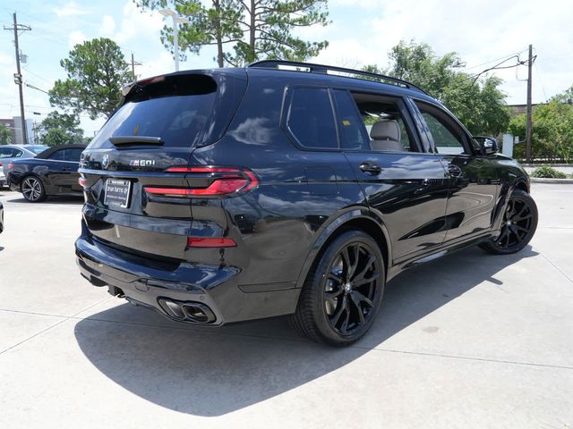 2025 BMW X7 M60i