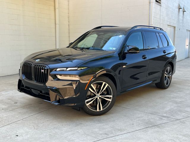 2025 BMW X7 M60i