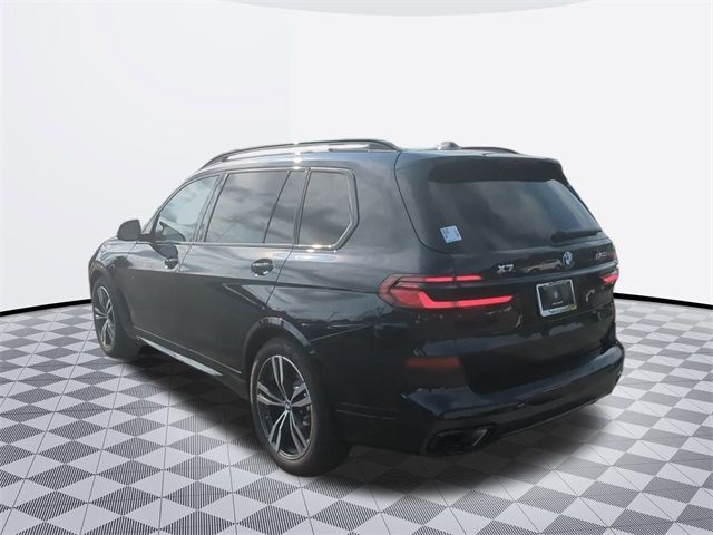 2025 BMW X7 M60i