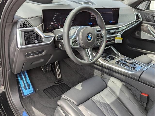 2025 BMW X7 M60i