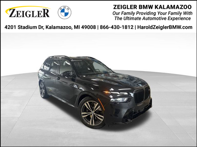 2025 BMW X7 M60i