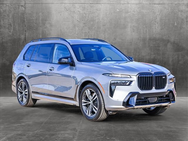 2025 BMW X7 M60i