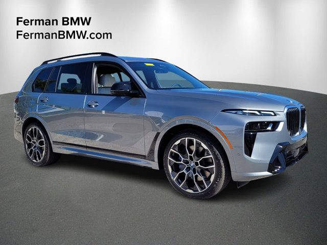 2025 BMW X7 M60i