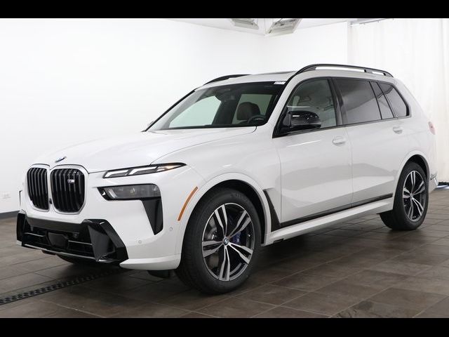 2025 BMW X7 M60i