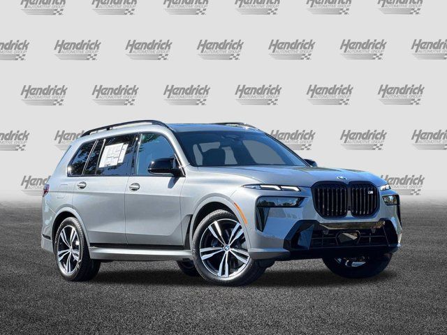 2025 BMW X7 M60i