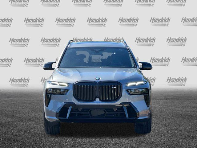 2025 BMW X7 M60i