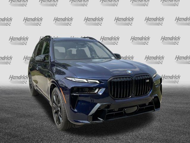 2025 BMW X7 M60i