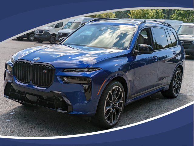 2025 BMW X7 M60i