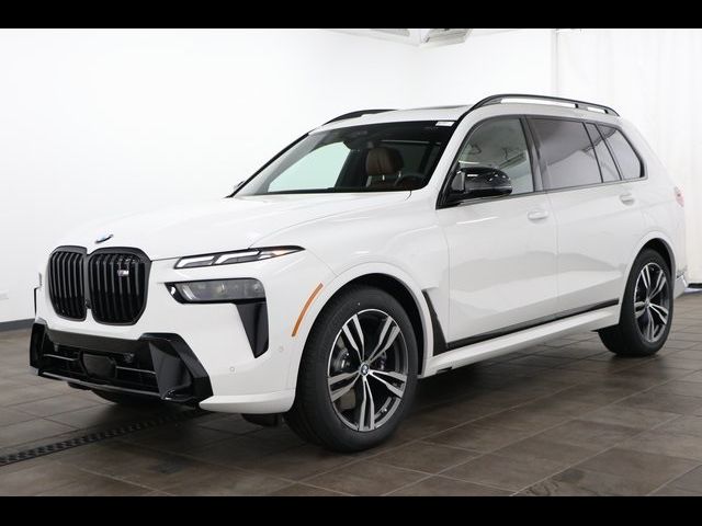 2025 BMW X7 M60i