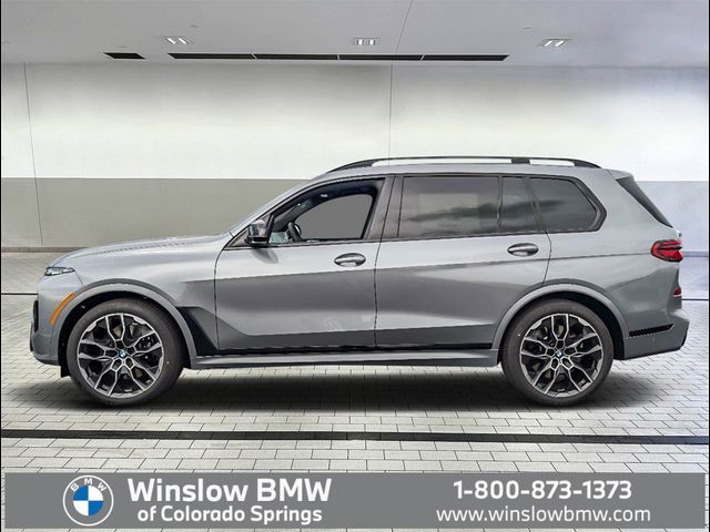 2025 BMW X7 M60i