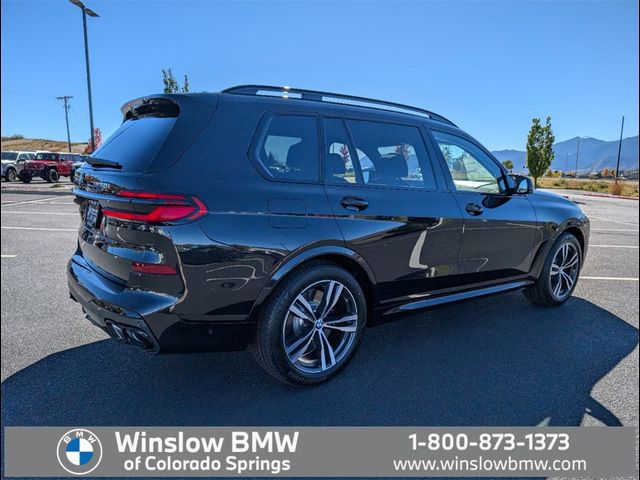 2025 BMW X7 M60i