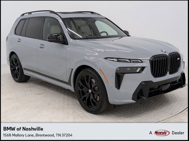 2025 BMW X7 M60i