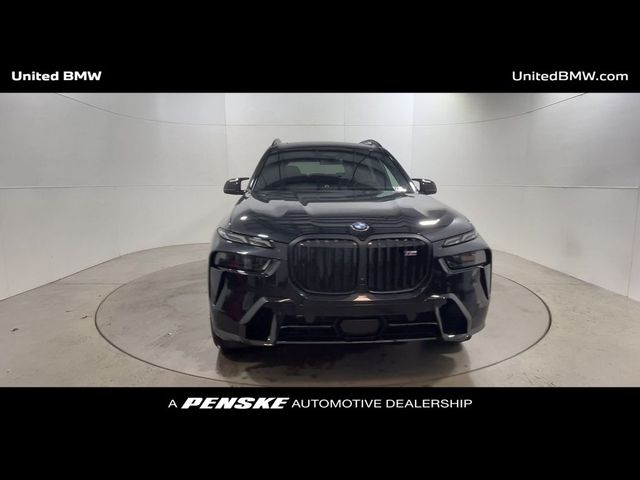 2025 BMW X7 M60i