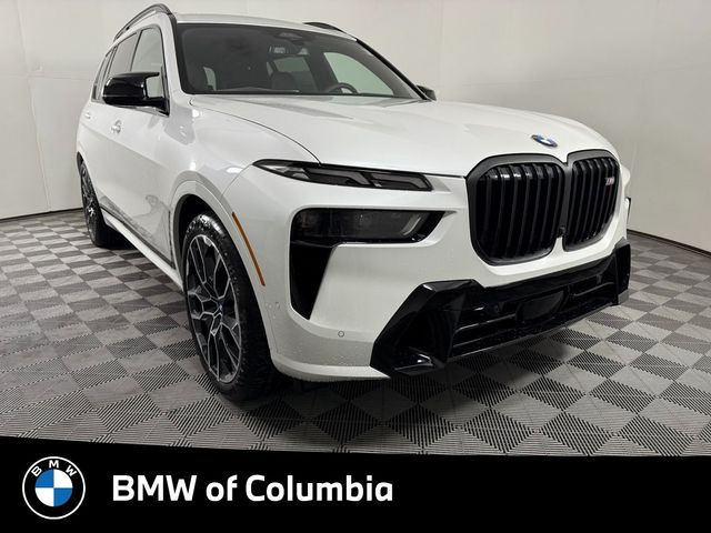 2025 BMW X7 M60i