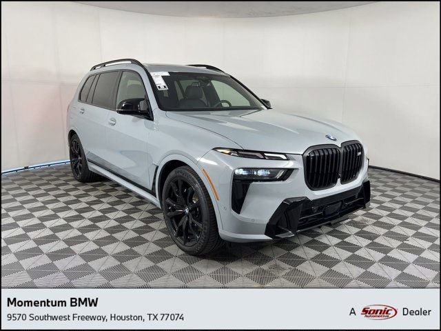 2025 BMW X7 M60i