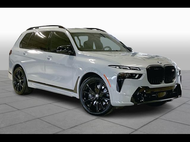 2025 BMW X7 M60i