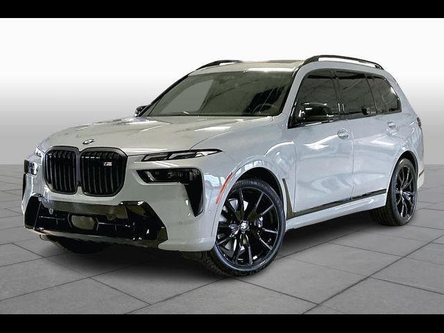 2025 BMW X7 M60i